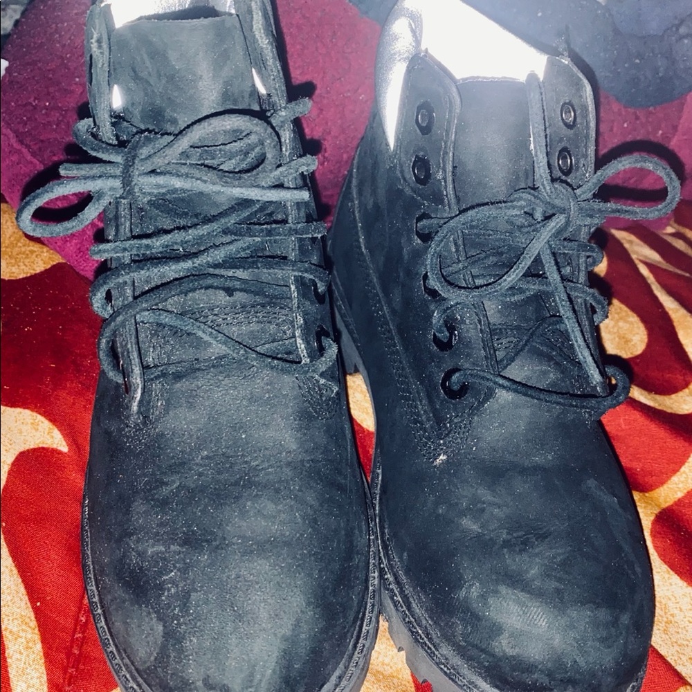 Boys size 2.5 Timberland boots